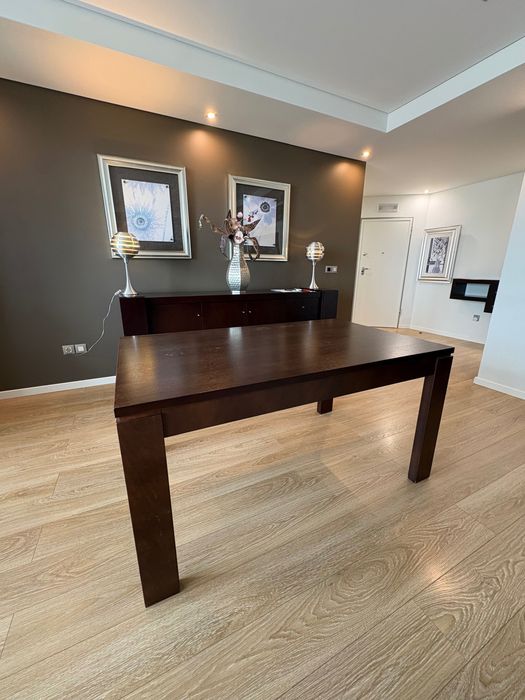 *Reservado* Mesa de jantar, mesmo Design