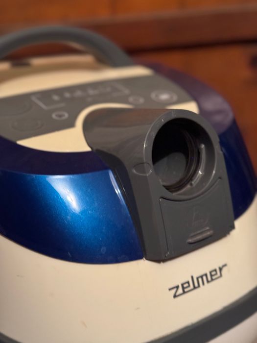 Пилосос Zelmer Aquawelt (мийний, з аквафільтром)