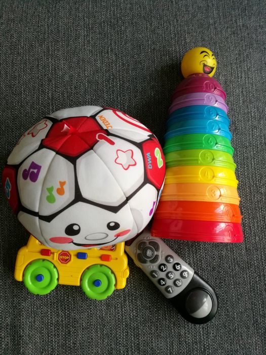Zestaw zabawek Fisher Price +pilot+autko