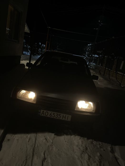 ВАЗ 2109 1.5 1998 рік. Карбюратор