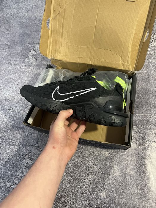 Кросівки nike react vision