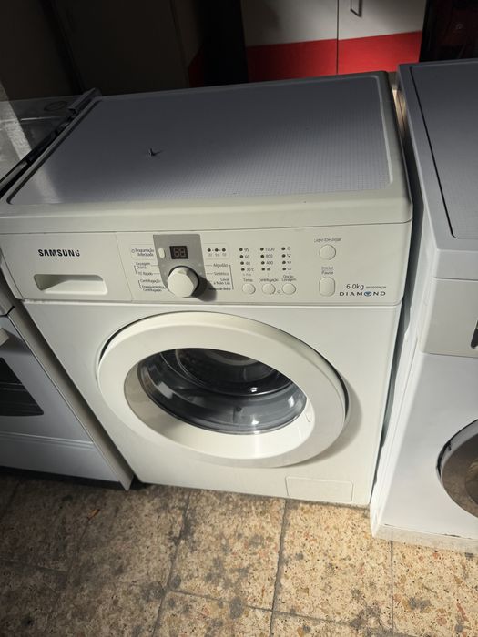 Maquina de lavar roupa