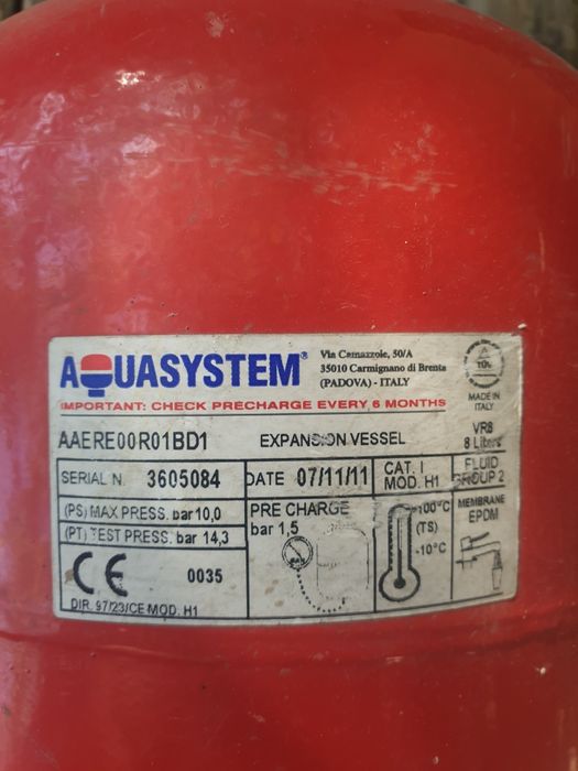 Гидробак/гидроаккамулятор для насосной станции на 8 литров