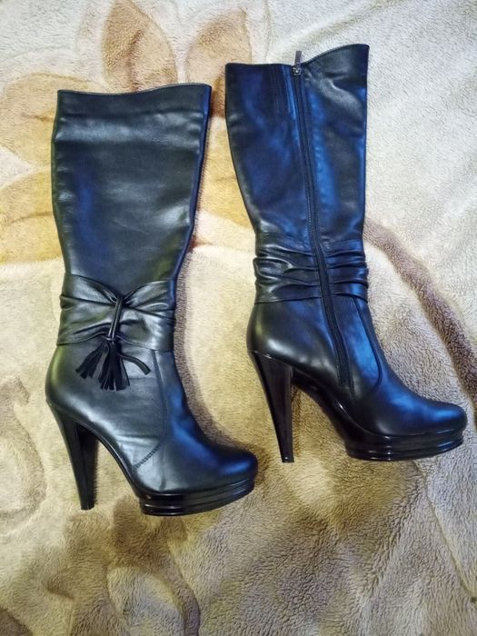 Сапожки жіночі шкіряні