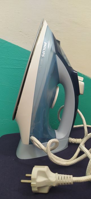 Продам утюг новый, фирмы Philips