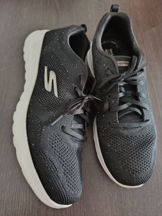 Tenis Skechers 42