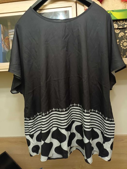 Czarna tunika termoaktywna