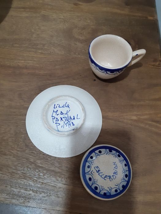Chávena pintada à mão