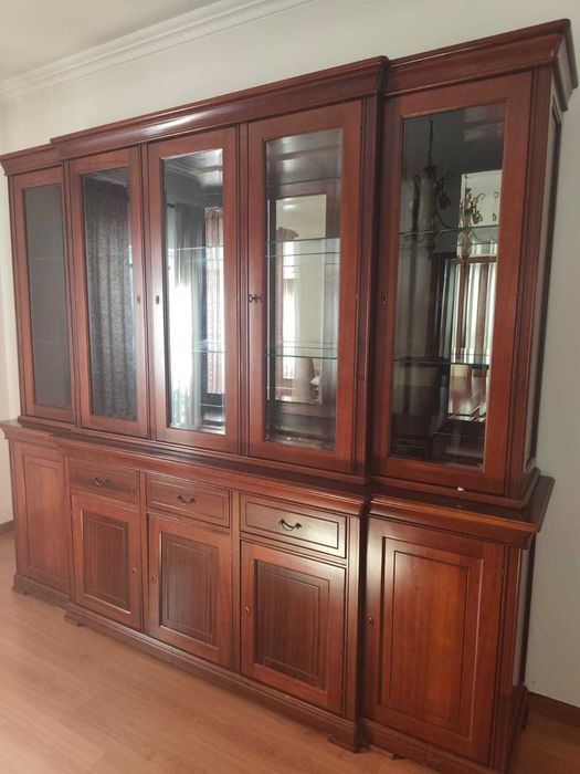 Móvel de Sala com Mesa de Jantar e 6 Cadeiras e Bar