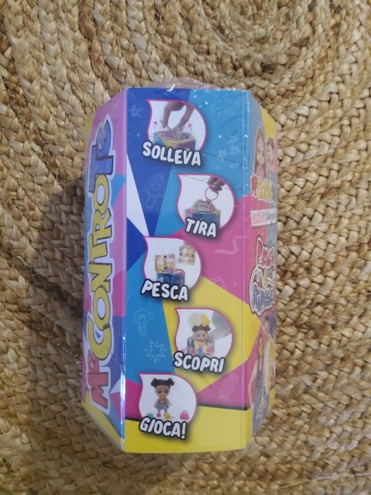 Caixa da Cutie Doll Surprise Pesca e Repesca da Me Controte Sofi ou Lu