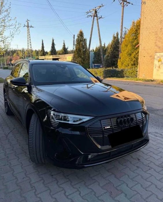Audi e-tron S Line 2021