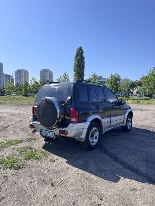 В продажу Suzuki Grand Vitara 2004
