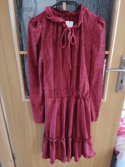 Welurowa sukienka rozmiar M/L