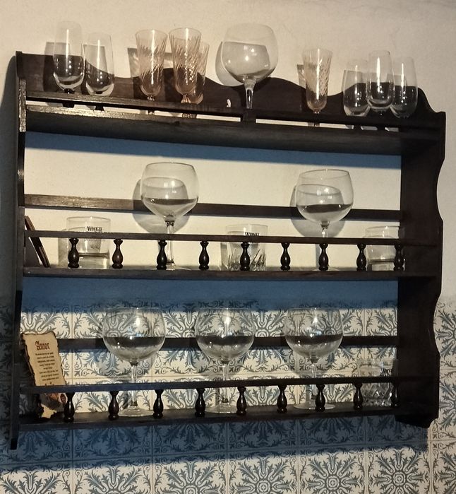 Estante de parede usado