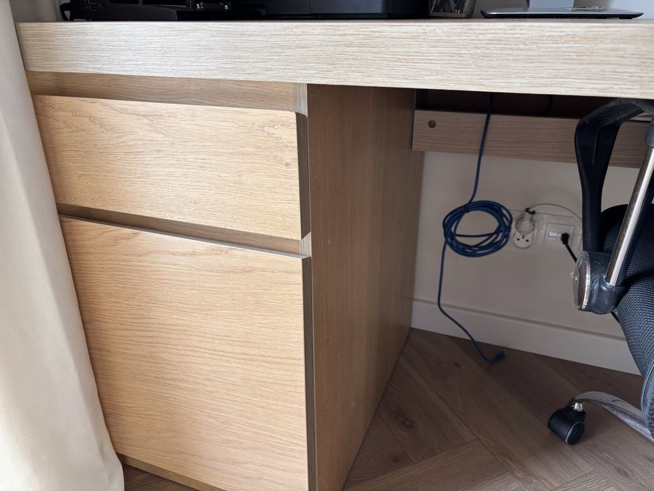 Biurko MALM 140x65