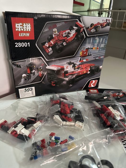 Набір лего Формула 1 для 7-14 років