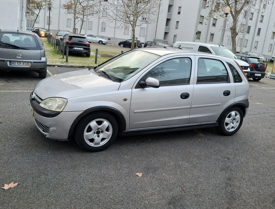 Opel Corsa 1.2i 75cv Nacional 03