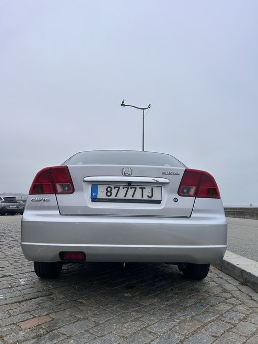 Honda Civic ES 1.4
