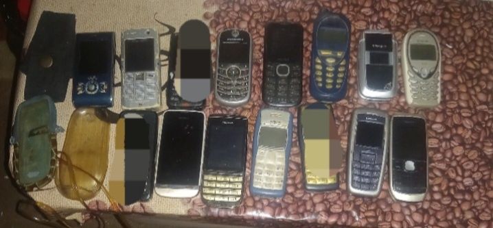 сенсорный-кнопочный телефон,Oukitel C5 Nokia Motorola Sony Ericsson