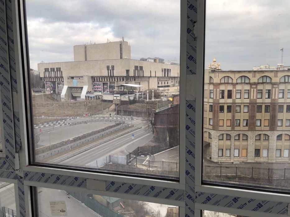 Продам видовую квартиру 160 м.кв Центр ул РыморЖК «Театральный « 7/15»