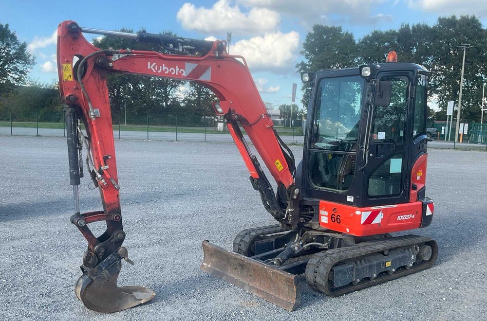 Мініекскаватор Kubota KX037-4, 2022 року випуску