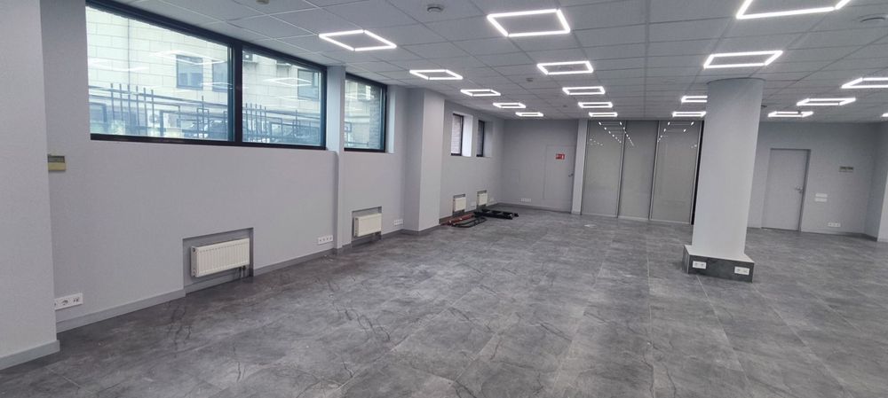 Без %. Опенспейс 320 м2. Бізнес-центр. Метро Університет. Центр