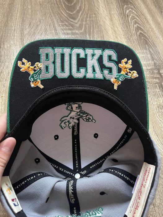 Кепка снепбек Milwaukee Bucks вінтажна