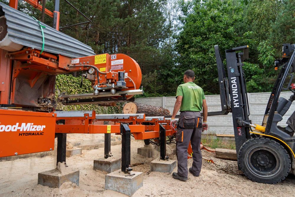 Drewno budowlane - Łaty, kontrłaty, deska calowa, tarcica dębowa