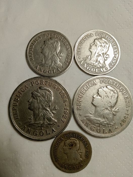 Lote Moedas Ultramar (2)