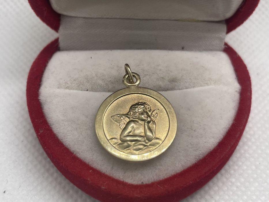 Złoty Wisiorek Aniołek pr.333 1,5g
