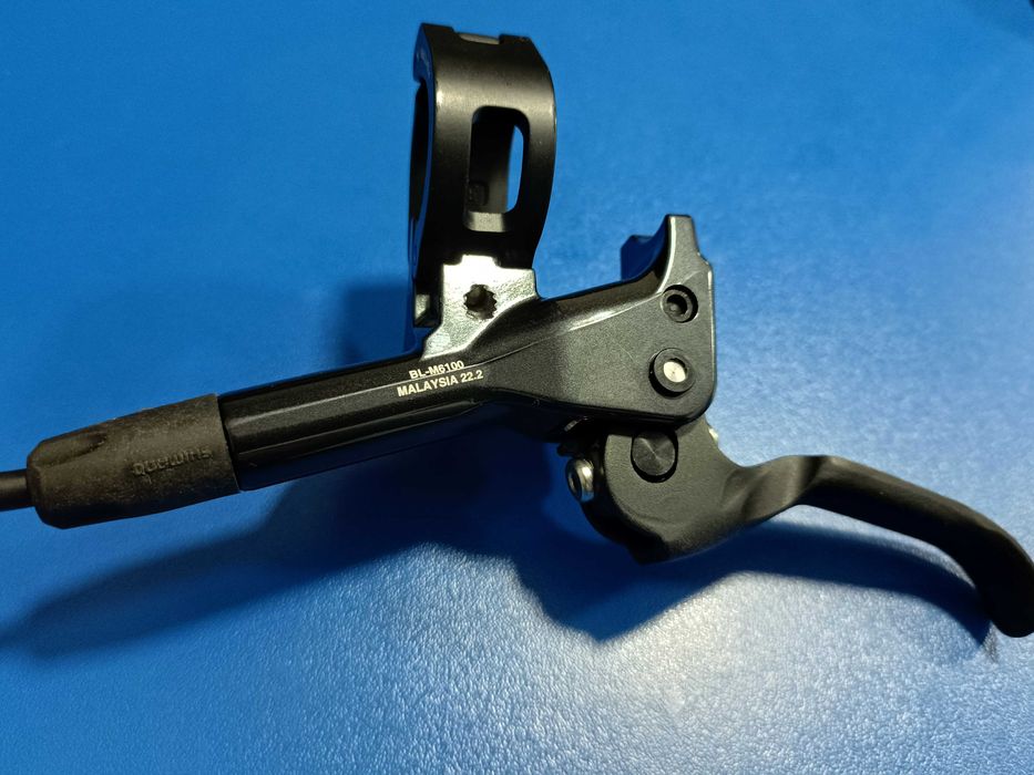 Тормоз гидравлический Shimano Deore M6100 передний/Адаптеры