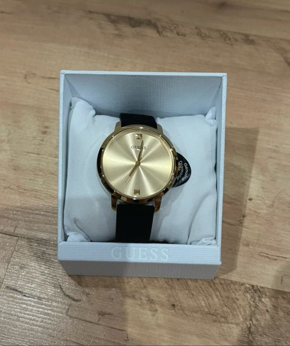 Zegarek damski Guess Nova