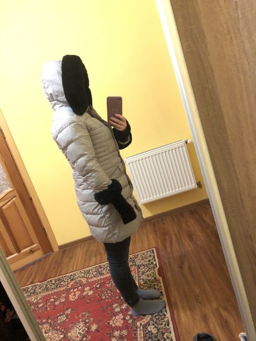 Жіноча зимова куртка