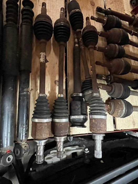 Піввісь ліва права Renault Clio 3 (2005-2013)