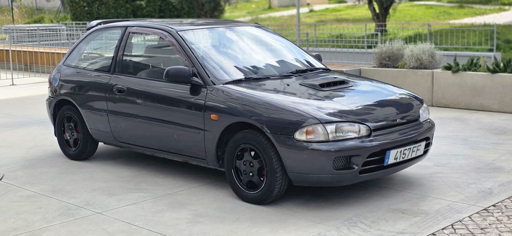 Mitsubishi colt 1.3i 1996