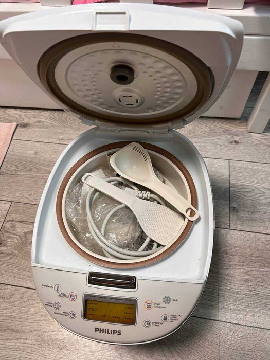 Мультиварка Philips HD3077/40