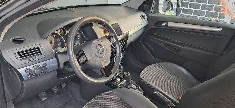 Opel Astra Caravan 1.7 CDTi Cosmo Plus ecoFlex