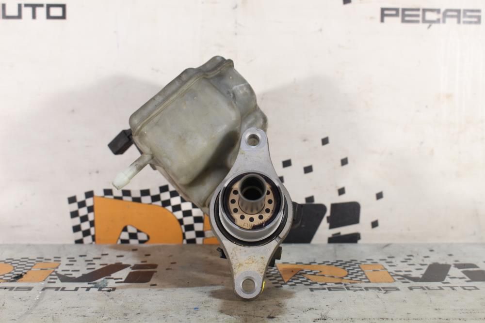 Bomba central dos travões VOLKSWAGEN Golf VI (5K1)