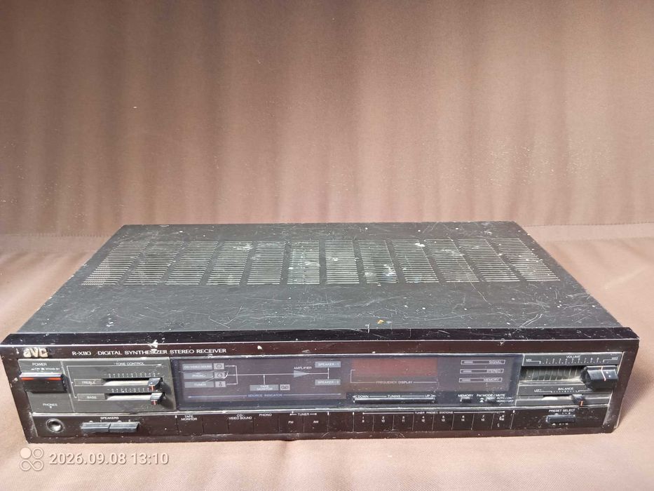 JVC RX-110 - amplituner stereo.