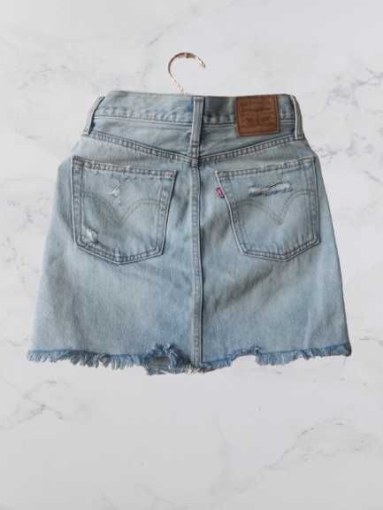Spódniczka jeansowa marki Levi's 34