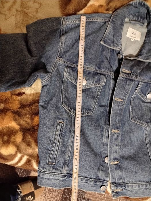 Куртка джинсова C&A, розмір M, стан відмінний.