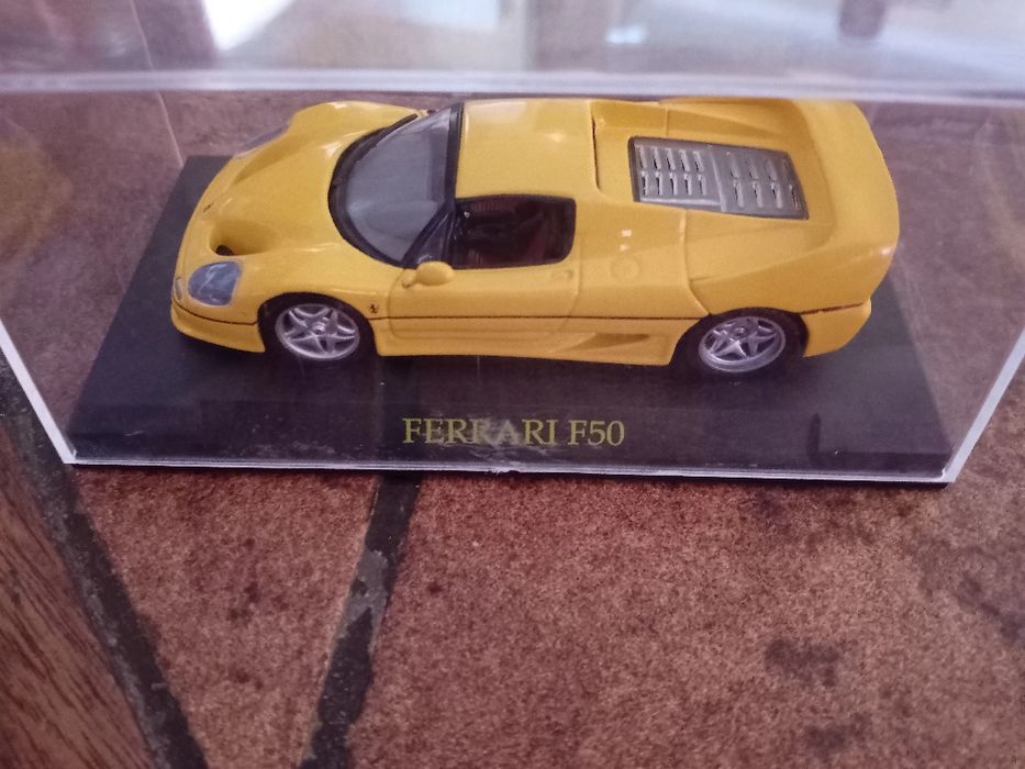 Ferrari, miniaturas vários modelos, (ver fotos)