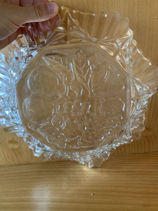 Prato de vidro para aperitivos