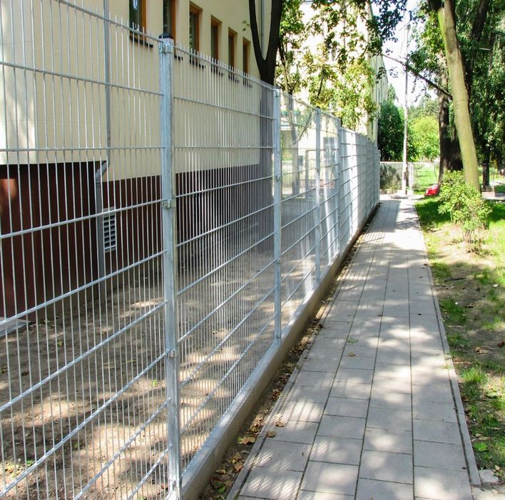 Panel ogrodzeniowe 2D 8/6/8 , 2,5 x 2,43 * ocynk *