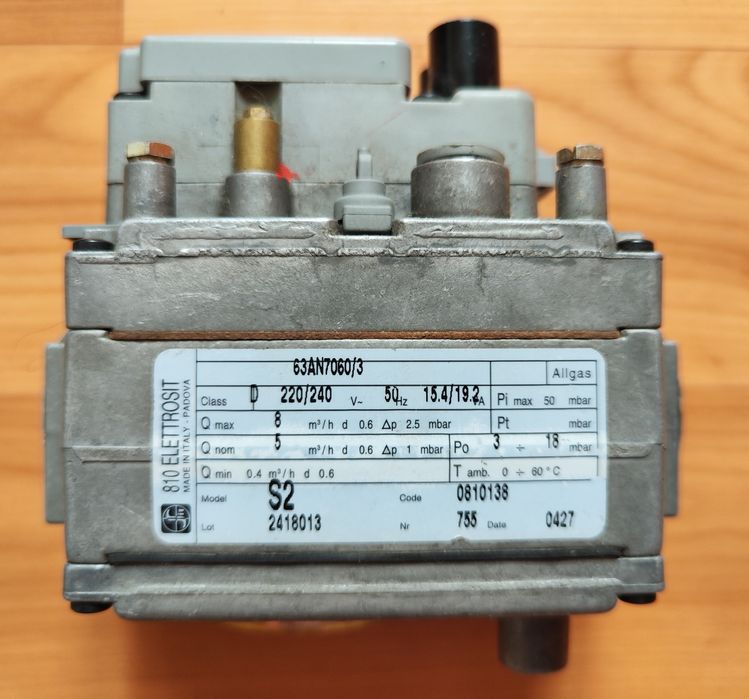 Продається газовий клапан Sit 810 ELETTROSIT (0.810.138) енергозалежний для газового котла до 100 кВт