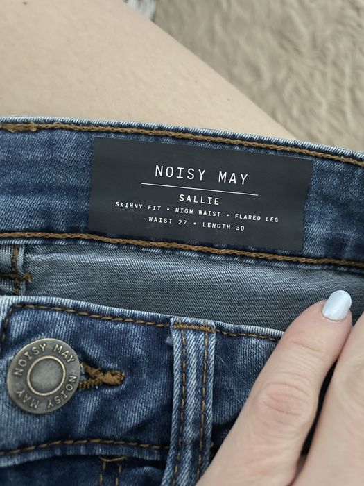 Niebieskie Jeansy dzwony Noisy May r 27/30