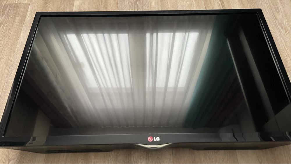 Телевизор LG 32 дюйма