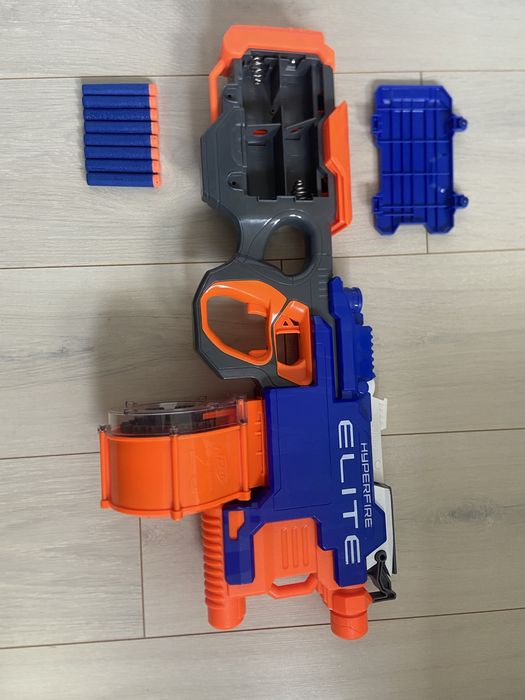 Karabin automatyczny NERF N-Strike Elite HyperFire + Magazynek bębnowy