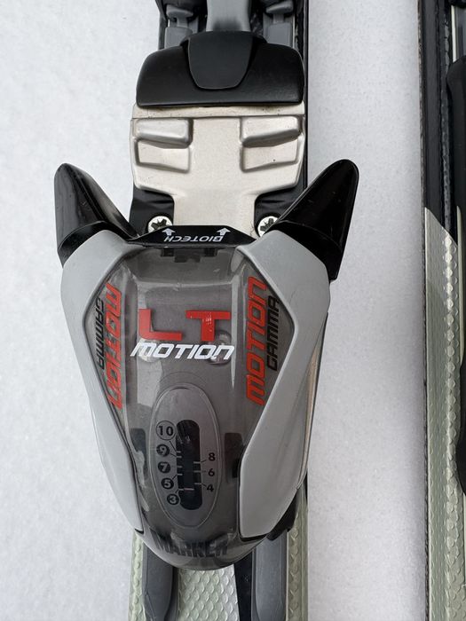 Продам б/в гірськолижний комплект: лижі з кріпленям та черевики