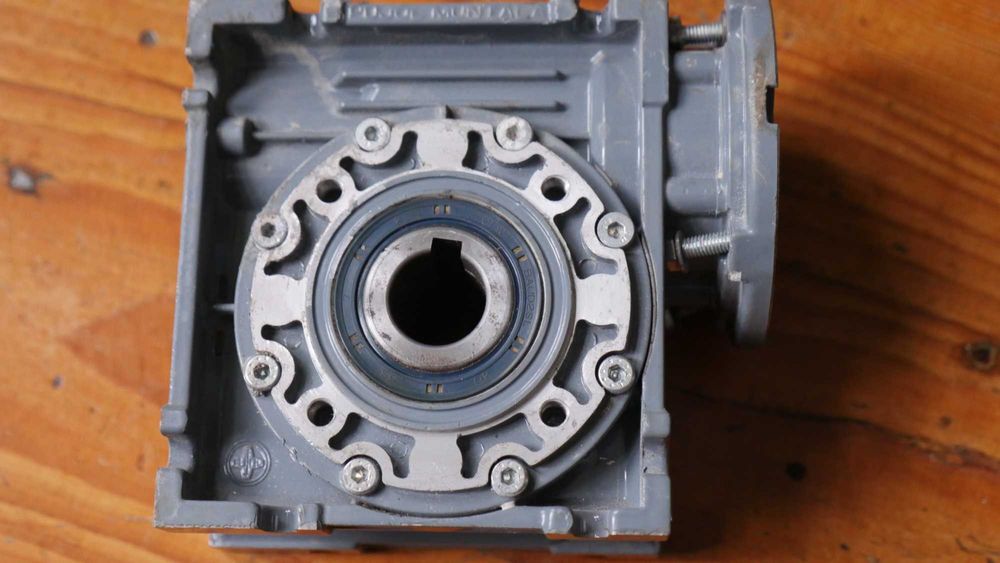 przekładnia kontowa Motor reductor Pujol MUNTALA